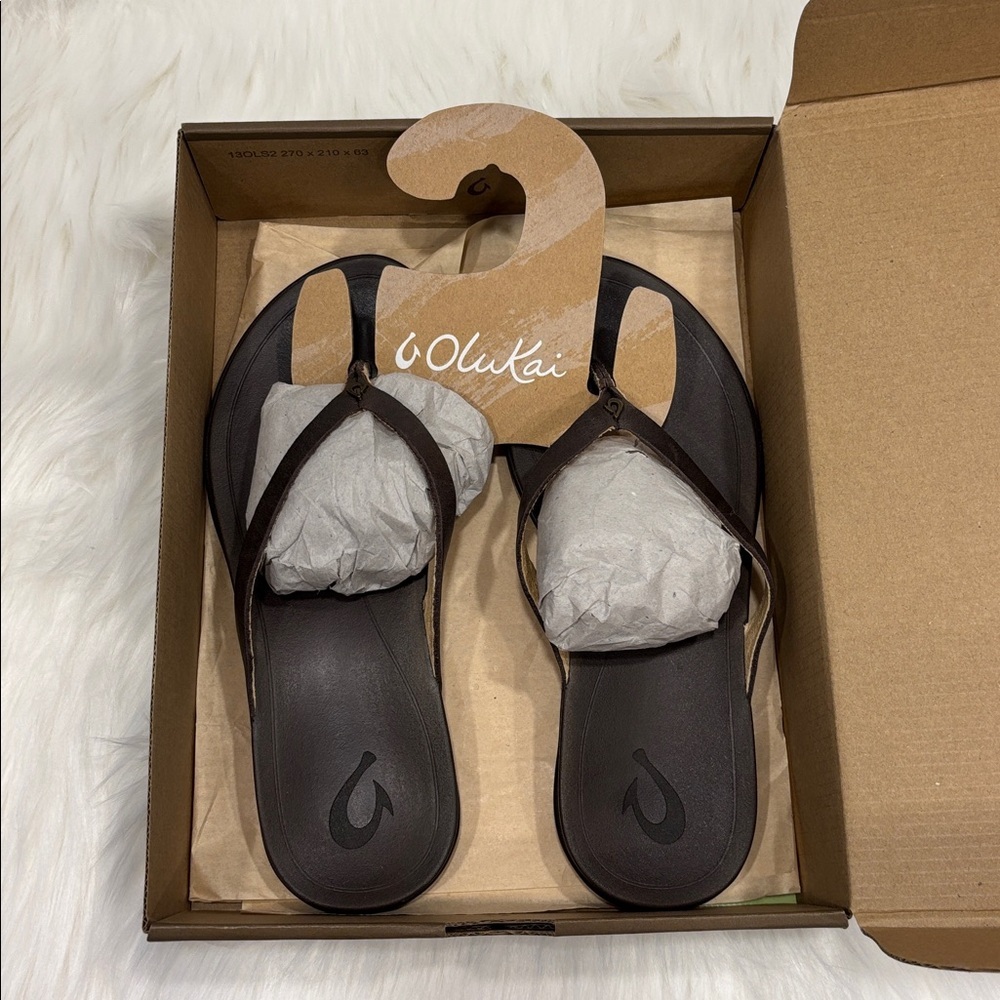 OluKai Dark Ho’opio dark Java Leather Flip-Flops slippahs 6 NEW IN BOX - Picture 5 of 5